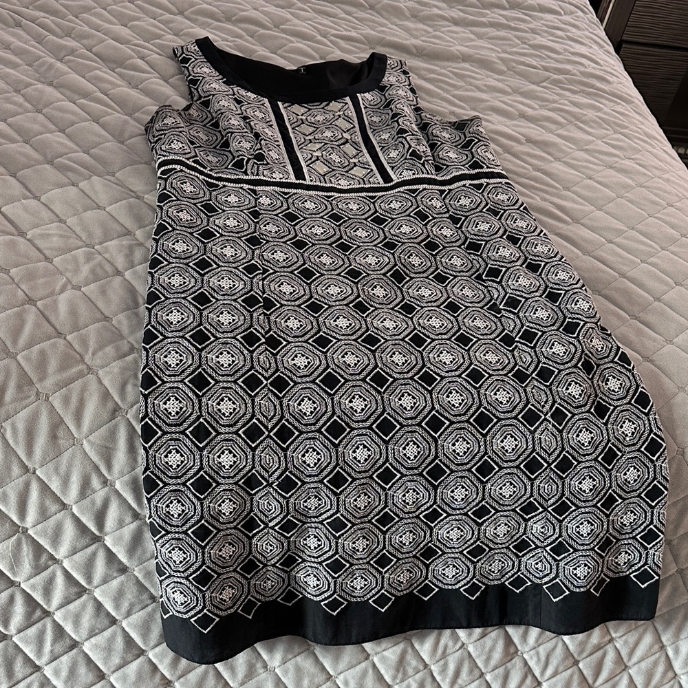 T Tahari Black and White Geometric Mini Dress